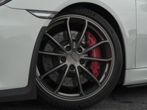Used 2016 Porsche Cayman GT4 image 6