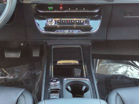 New 2026 Lincoln Corsair Grand Touring image 19