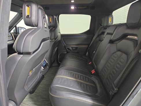 Used 2024 Rivian R1T Adventure AWD/4WD image 21