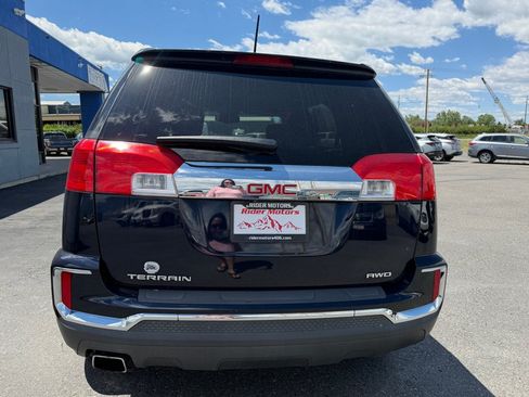 Used 2017 GMC Terrain SLE w/ Convenience Package AWD/4WD image 8