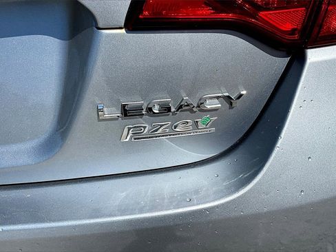 Used 2016 Subaru Legacy 2.5i Premium image 8