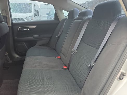 Used 2014 Nissan Altima 2.5 S image 16