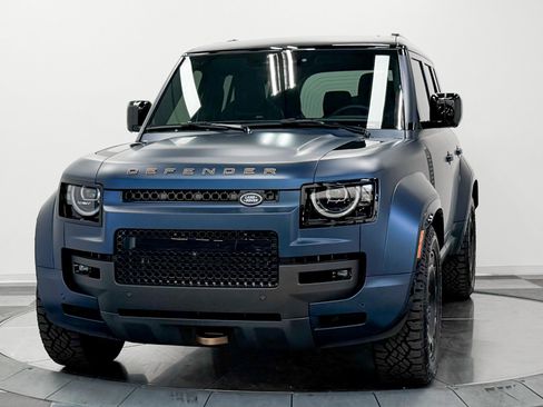 Used 2026 Land Rover Defender 110 AWD/4WD image 35