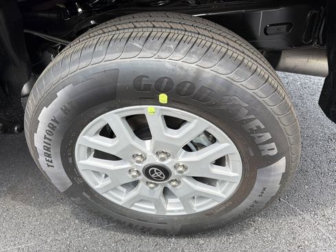 New 2026 Toyota Tacoma SR5 AWD/4WD image 8