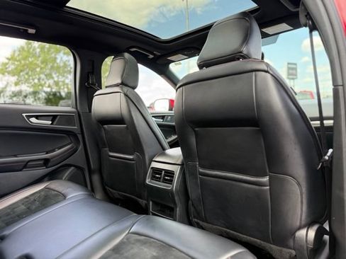 Used 2024 Ford Edge ST-Line AWD/4WD image 18