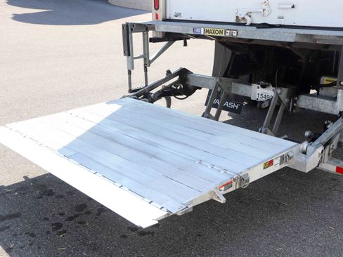Used 2023 Ford F650 2WD Regular Cab Super Duty image 10