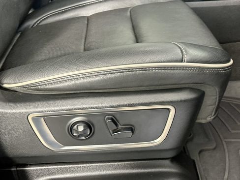Used 2020 RAM 1500 Limited AWD/4WD image 23