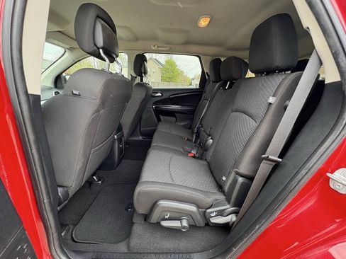 Used 2018 Dodge Journey SE FWD image 23