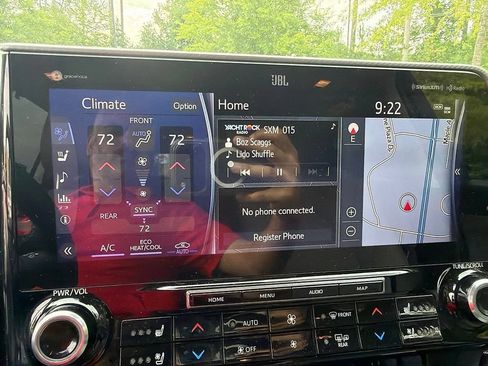 Used 2021 Toyota Highlander Platinum FWD image 15