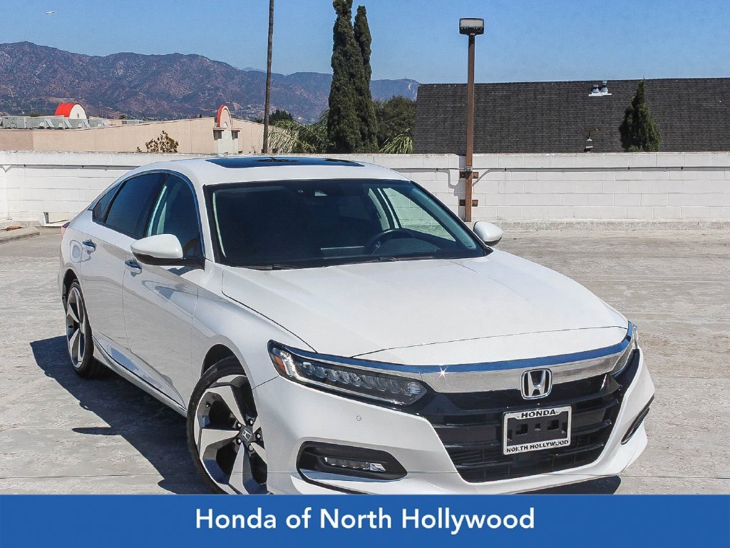 Used 2020 Honda Accord Touring image 1
