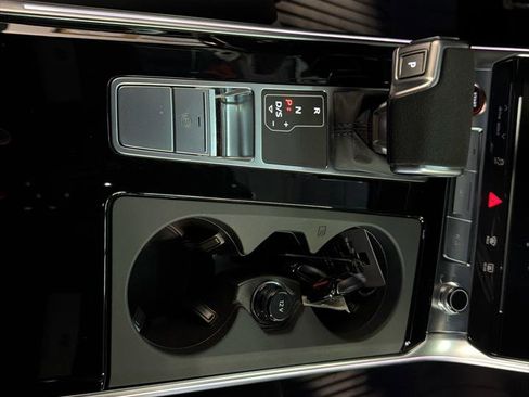 Used 2025 Audi RS 6 performance image 21