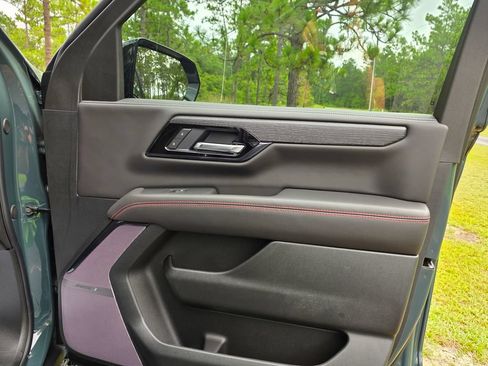 New 2026 GMC Yukon XL AT4 Ultimate AWD/4WD image 33