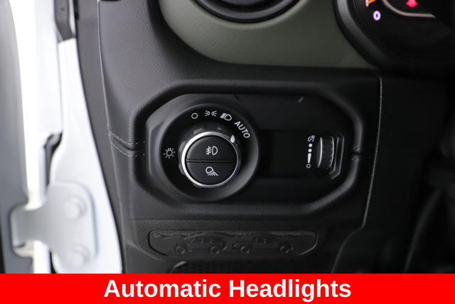 Used 2024 Jeep Gladiator Mojave AWD/4WD image 19