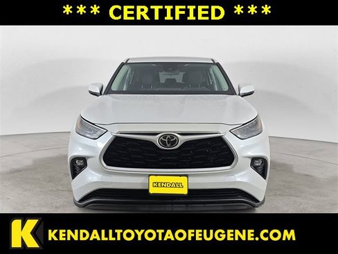 Certified 2023 Toyota Highlander LE image 8