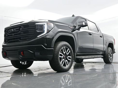 Used 2024 GMC Sierra 1500 AT4 w/ Technology Package image 47