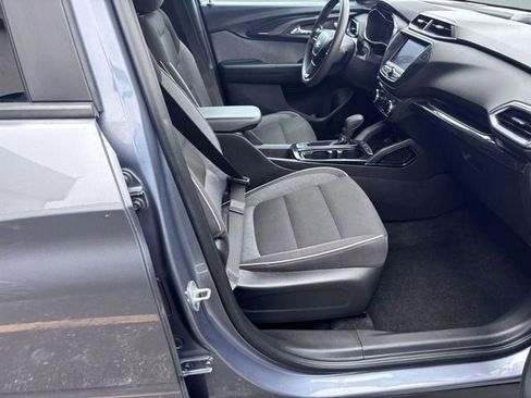Used 2021 Chevrolet TrailBlazer LT image 28