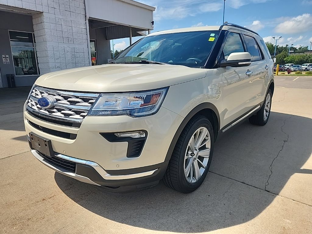 Used 2018 Ford Explorer Limited AWD/4WD image 3