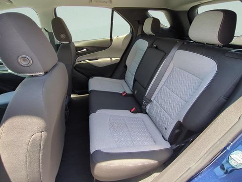 Used 2023 Chevrolet Equinox LT FWD image 11