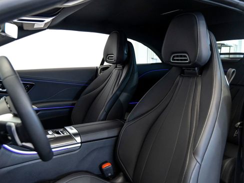 Used 2025 Mercedes-Benz CLE 300 4MATIC Cabriolet image 14