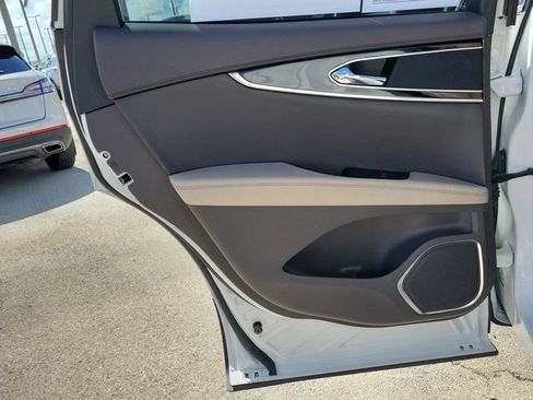 Certified 2023 Lincoln Nautilus Reserve AWD/4WD image 13