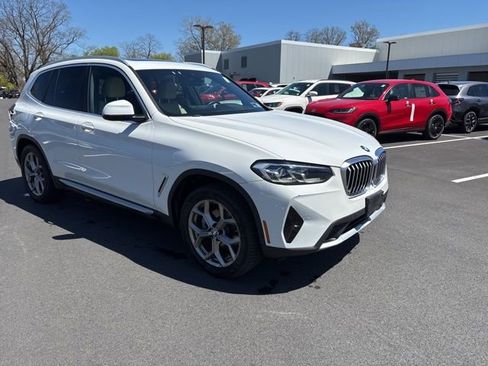 Used 2022 BMW X3 xDrive30i w/ Premium Package AWD/4WD image 4