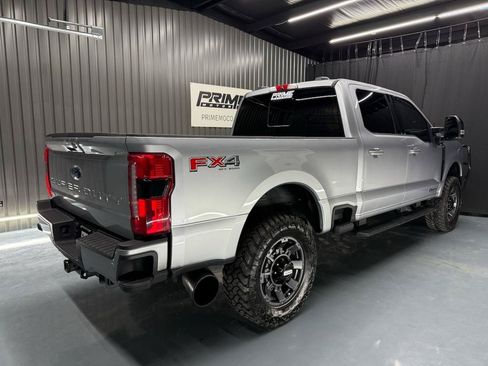 Used 2024 Ford F250 Lariat w/ Lariat Ultimate Package AWD/4WD image 3