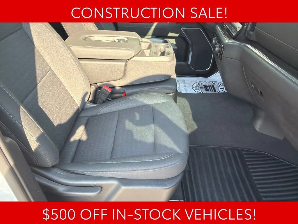Used 2023 Chevrolet Silverado 1500 LT AWD/4WD image 22