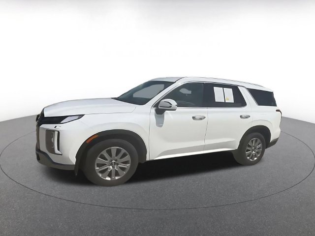 Used 2025 Hyundai Palisade SEL FWD image 2