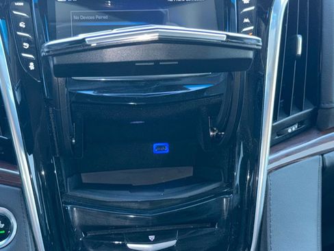 Used 2019 Cadillac Escalade ESV Luxury AWD/4WD image 49