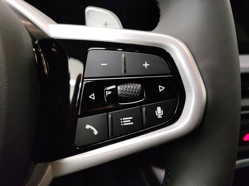 New 2026 BMW 330i Sedan w/ M Sport Package image 20