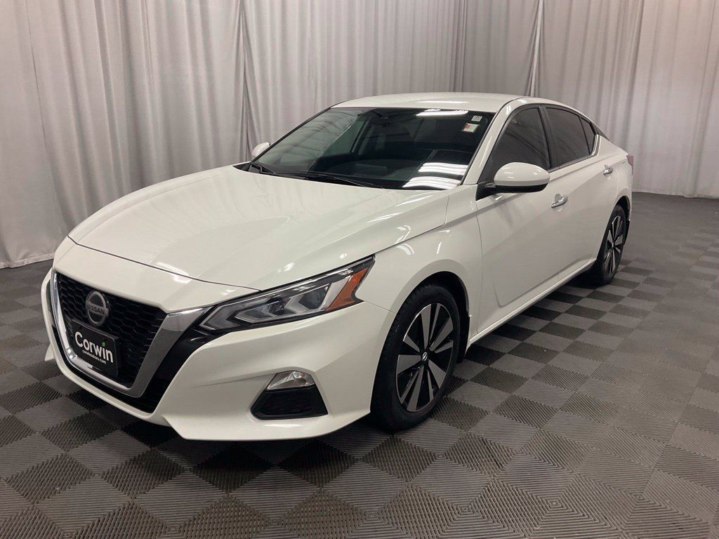 Used 2022 Nissan Altima 2.5 SV FWD image 5