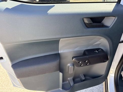 New 2026 Ford Maverick XL AWD/4WD image 19