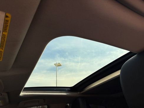 Used 2021 Toyota Camry XSE image 7