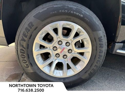Used 2020 GMC Yukon SLT AWD/4WD image 8