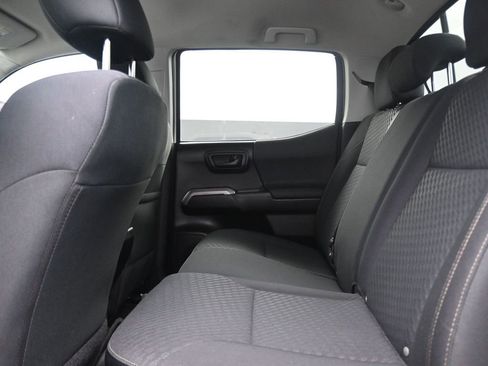 Used 2022 Toyota Tacoma SR image 16