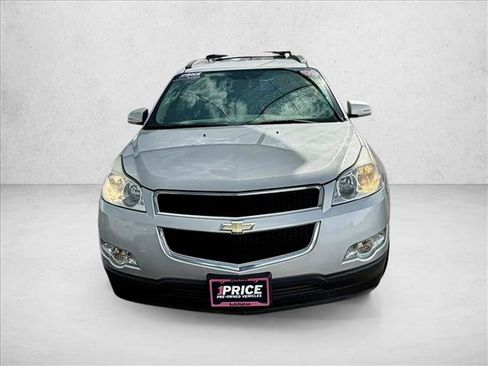 Used 2009 Chevrolet Traverse LT AWD/4WD image 6