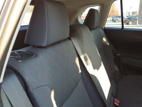 Used 2023 Toyota Corolla Cross LE image 25