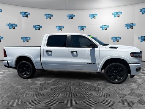 Used 2025 RAM 1500 Big Horn AWD/4WD image 7