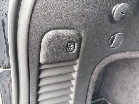 Used 2015 Jeep Grand Cherokee Altitude AWD/4WD image 8