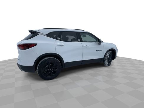 Used 2024 Chevrolet Blazer LT w/ Midnight/Sport Edition image 8