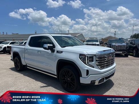New 2026 GMC Sierra 1500 Denali w/ Technology Package AWD/4WD image 2