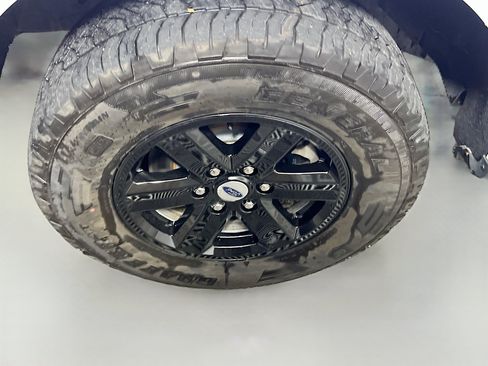 Used 2023 Ford F150 XLT AWD/4WD image 13