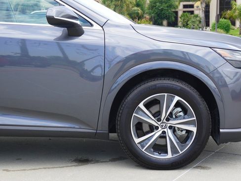 Used 2025 Lexus RX 350 FWD w/ Technology Package image 9