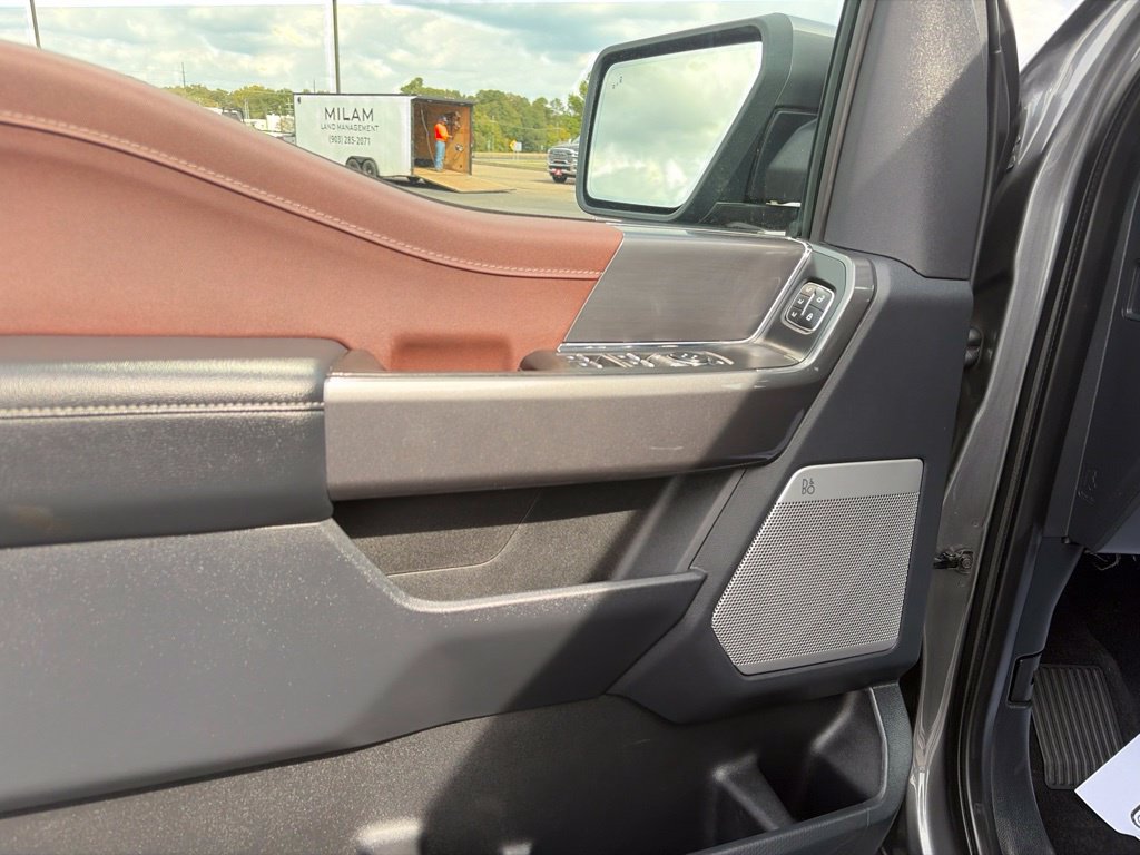 Used 2023 Ford F150 4x4 SuperCrew image 10