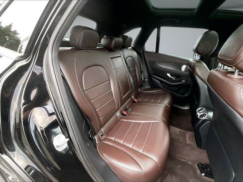 Used 2018 Mercedes-Benz GLC 300 4MATIC image 26