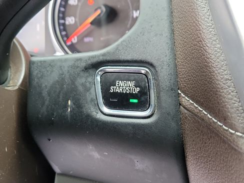 Used 2020 GMC Acadia SLE FWD image 31