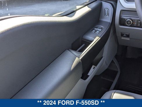 New 2024 Ford F550 4x4 Regular Cab Super Duty w/ XL Chrome Package image 18