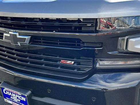 Used 2019 Chevrolet Silverado 1500 LT Trail Boss image 10