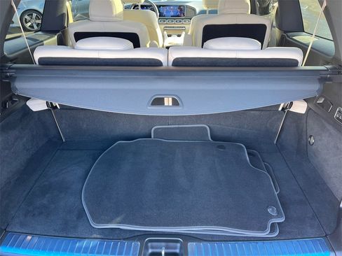 Certified 2025 Mercedes-Benz GLS 450 4MATIC image 20