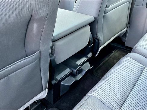 Used 2016 Ford F150 XLT w/ Equipment Group 302A Luxury RWD image 13